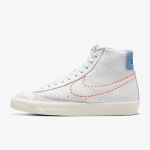 BRAND NEW Blazer Mid '77 Sneaker